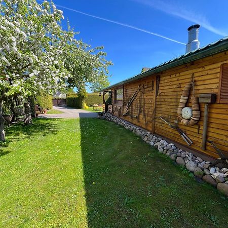 Guest House Melon Jurmala Bagian luar foto