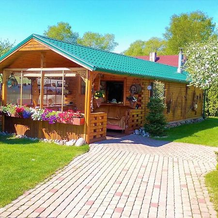 Guest House Melon Jurmala Bagian luar foto