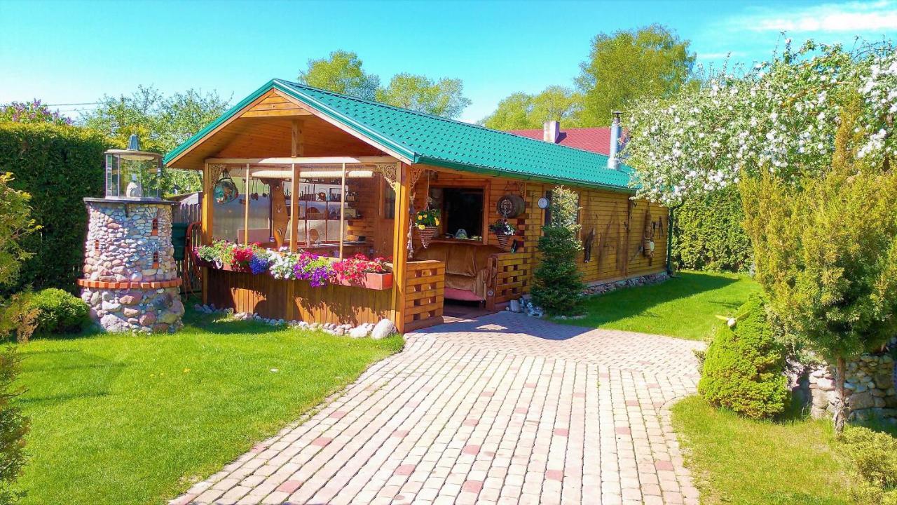 Guest House Melon Jurmala Bagian luar foto