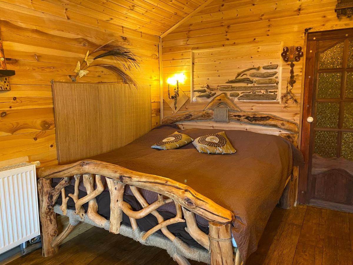 Guest House Melon Jurmala Bagian luar foto