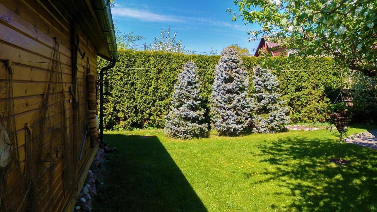 Guest House Melon Jurmala Bagian luar foto